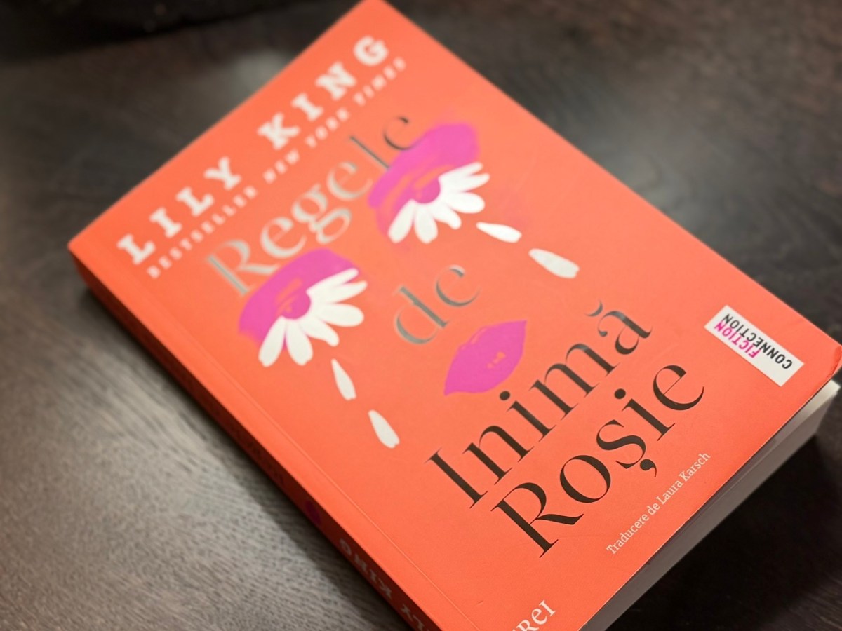 Recenzie “Regele de inimă roşie”, Lily King. Licărul de nestins al iubirilor din&nbsp;tinerețe.
