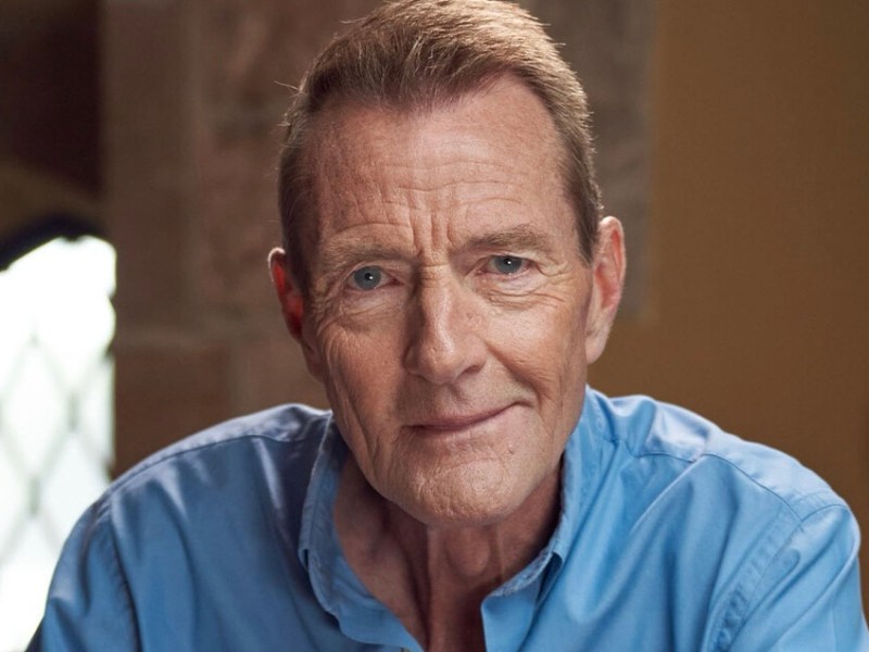ȘTIRI Aproape o jumătate de milion de cărți vor ajunge la deținuții din Marea Britanie. Lee Child este primul scriitor laureat al&nbsp;programului.