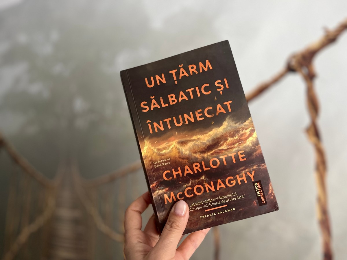 Recenzie “Un țărm sălbatic și întunecat”, Charlotte Mcconaghy. Un capăt de lume care ne cere un început mai&nbsp;bun.